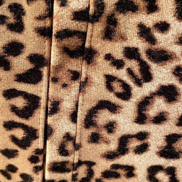 Size 8 - Picture 3 of 4